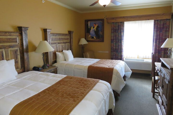 Room 21 of 38