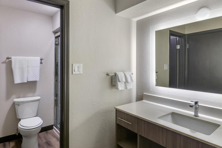 Best Western Fishkill Inn & Suites