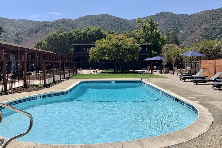 Hidden Valley Inn