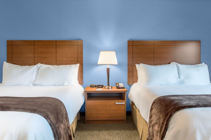 Room 32 of 52