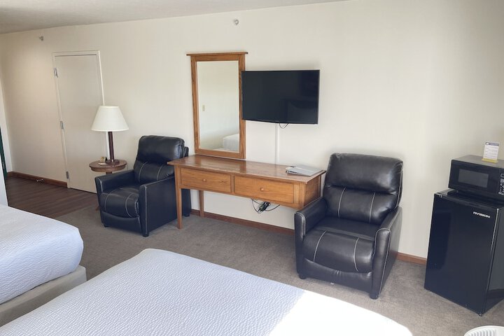 Room 71 of 86