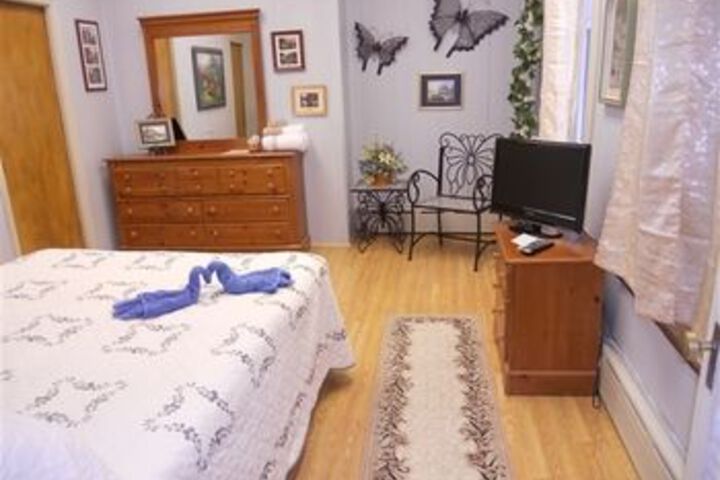 The Heritage House Inn Bed & Breakfast