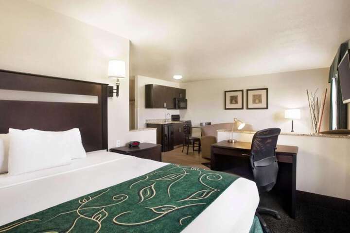 Room 16 of 20
