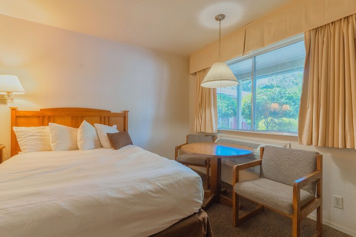 Room 41 of 47