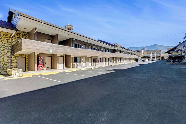 Hotel 5 of 56