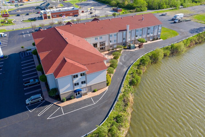 Hotel 7 of 126