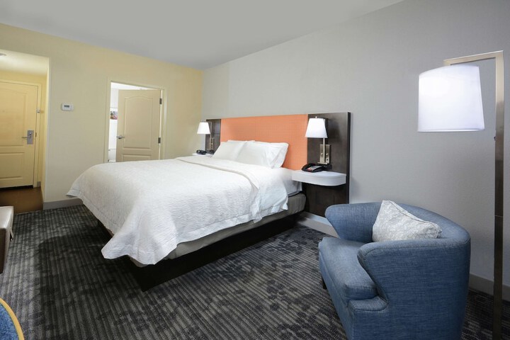 Room 38 of 54