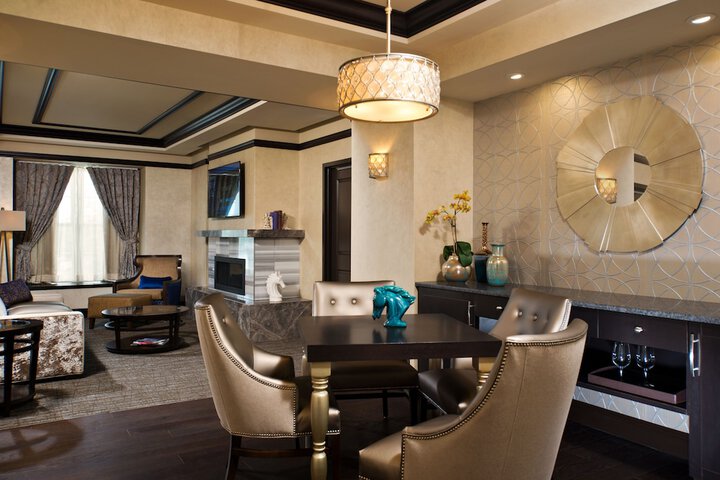 Saratoga Casino Hotel