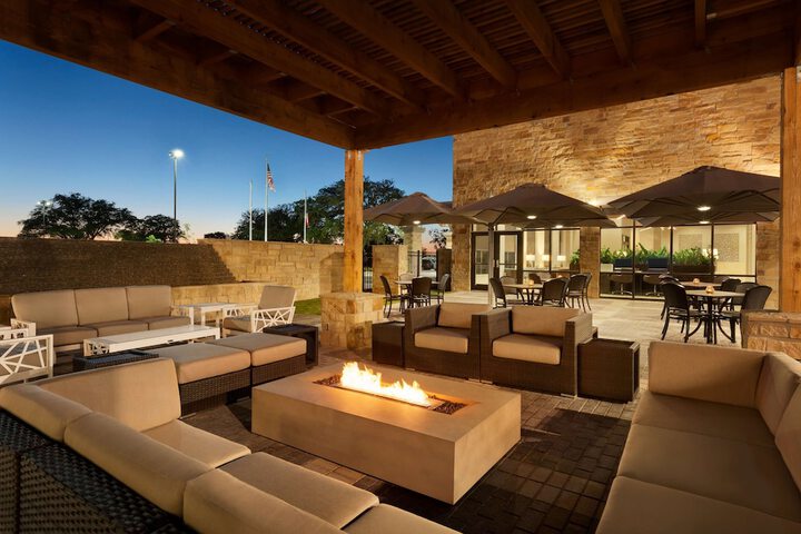 Terrace/Patio 48 of 51