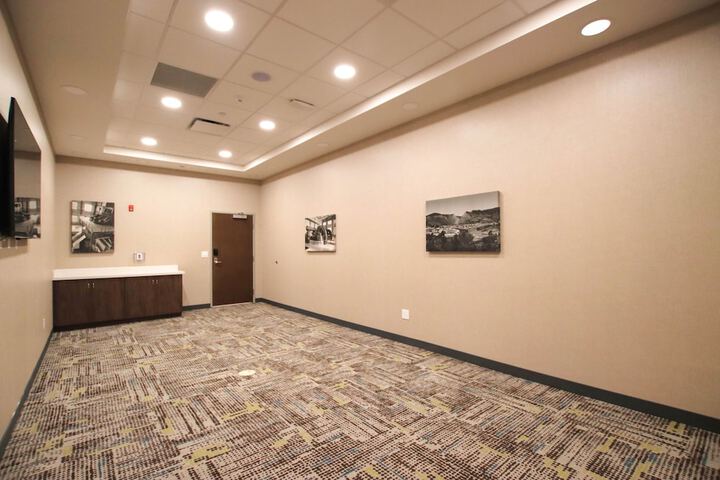 Hampton Inn Lead