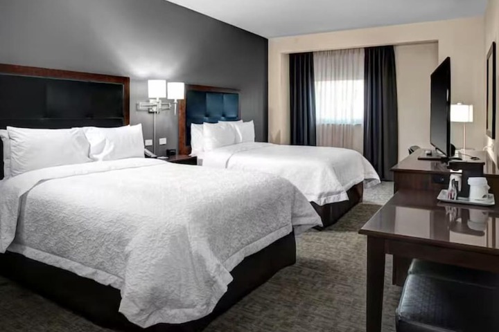 Hampton Inn & Suites Richmond - Downtown