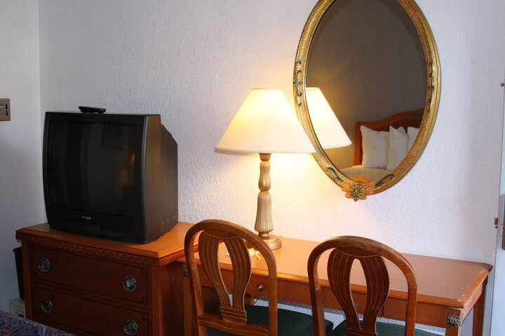 Room 29 of 32