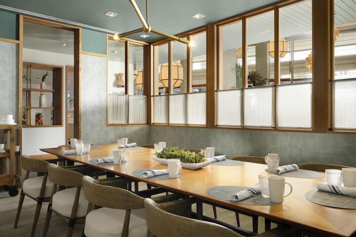 Signia by Hilton Diplomat Beach Resort
