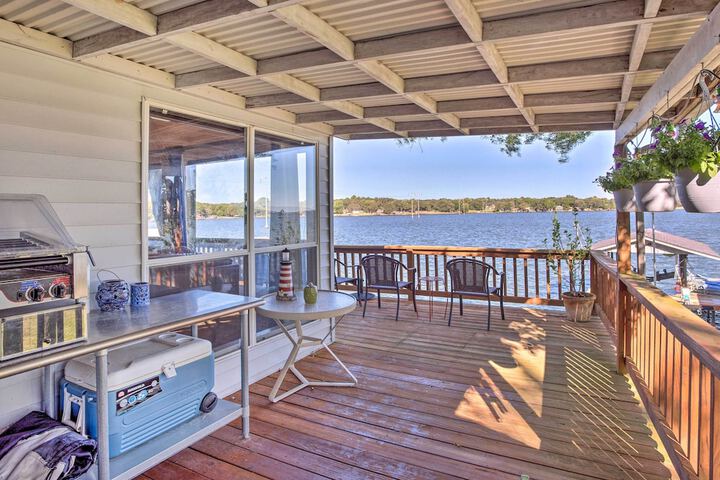 Dock & Fire Pit: Waterfront Cedar Creek Lake Home