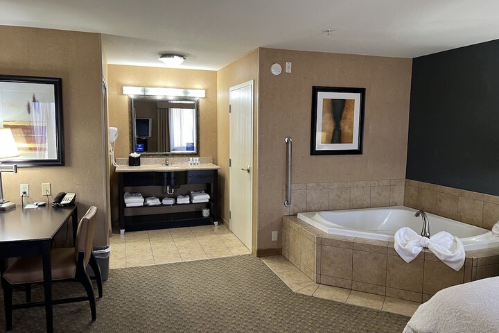 Room 28 of 58