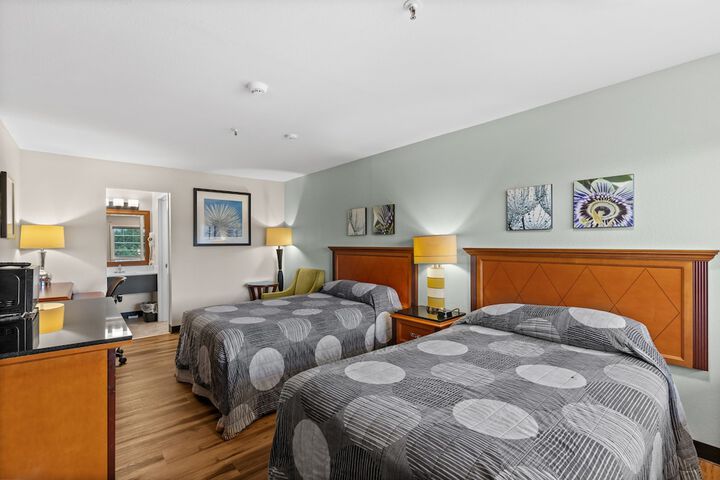 Room 18 of 43