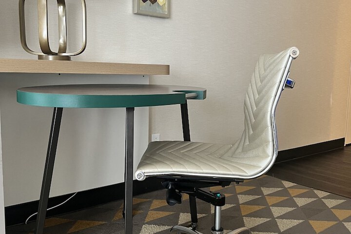 Holiday Inn Toronto Airport East by IHG