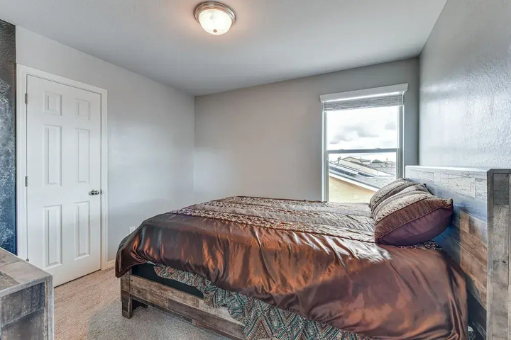 Pet-friendly Home w / Fenced Yard in Florence!