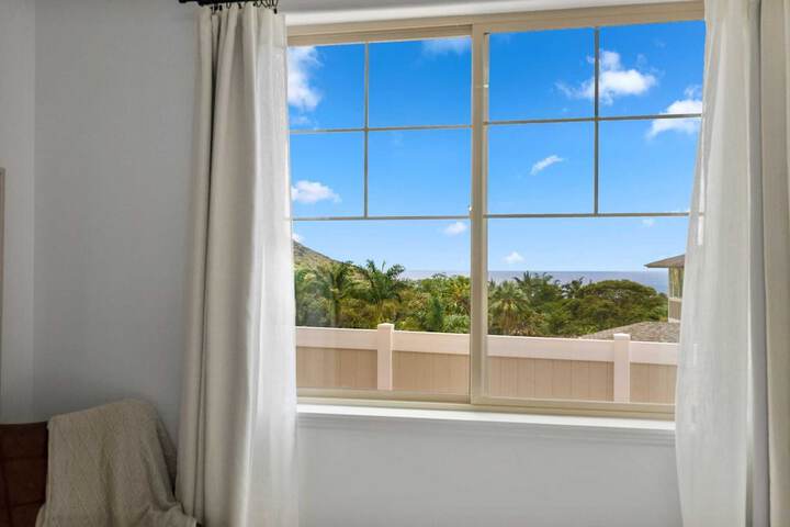 Leale'a by Avantstay Ocean + Mountain Views!