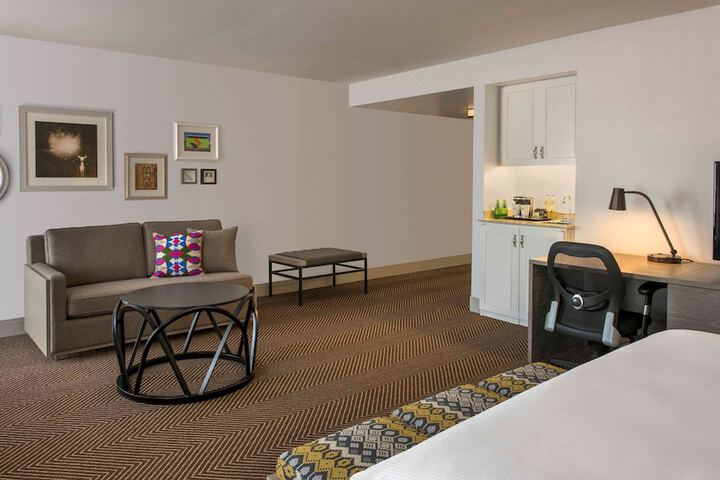 Room 10 of 49