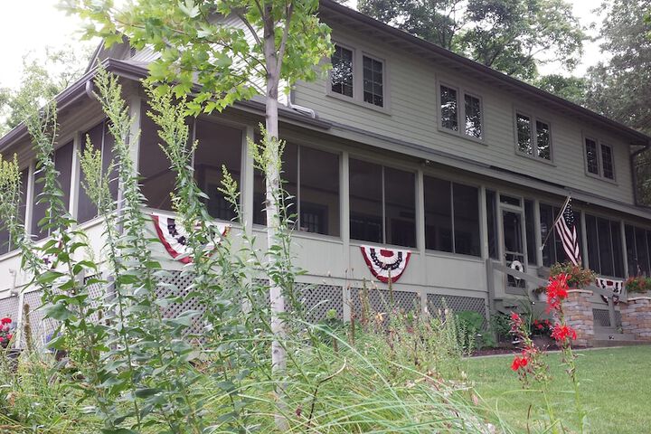 Lake Ripley Lodge w Lake Front Rooms Grand Porch, Kayaks & Paddleboard