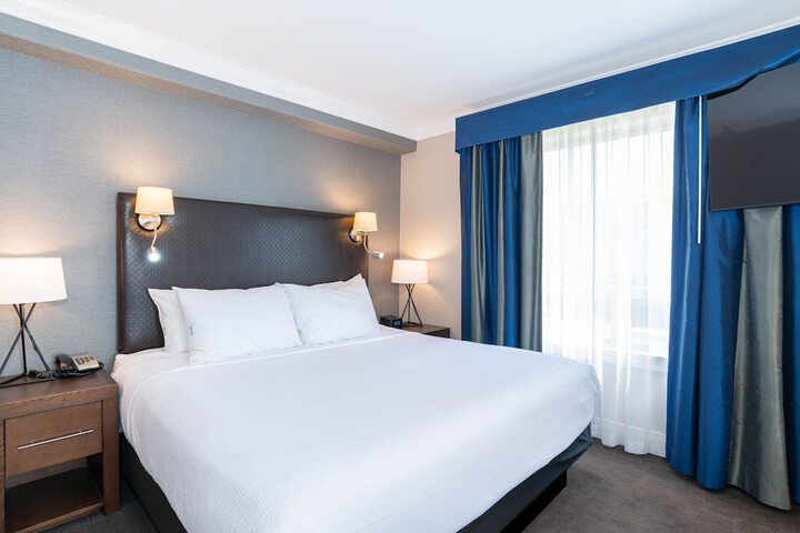 Room 40 of 60