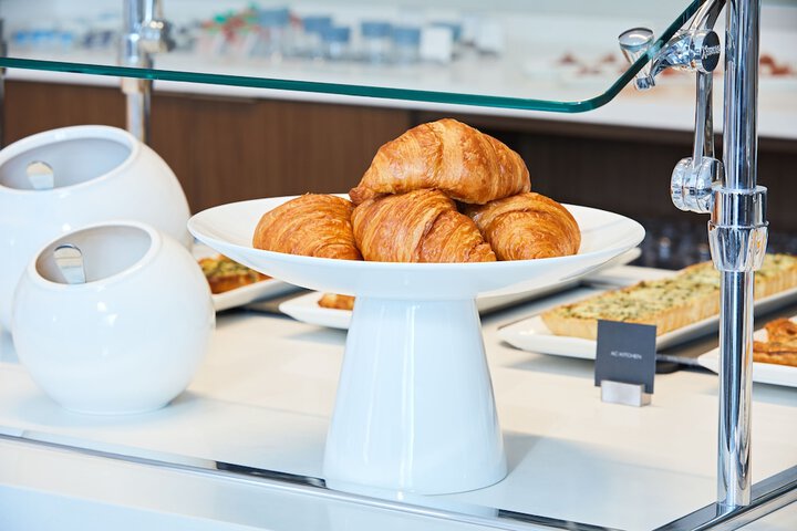 Breakfast/Coffee Service 45 of 55