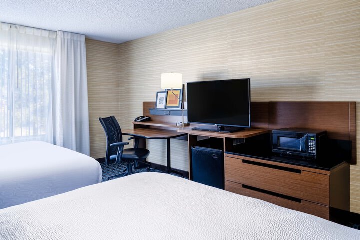 Fairfield Inn & Suites by Marriott Detroit Lakes