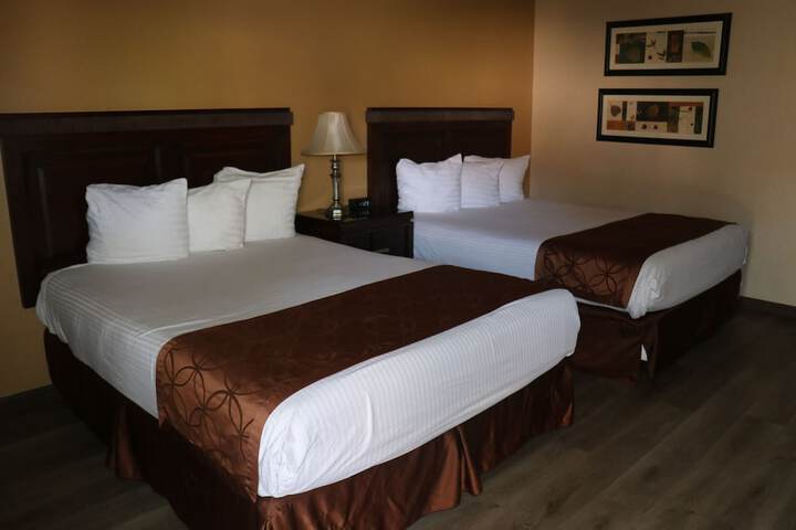 Room 15 of 16