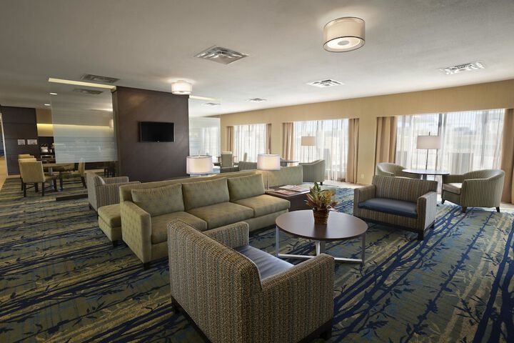 Hotel Interior 4 of 18