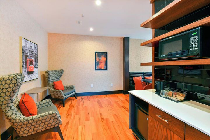 Room 16 of 56