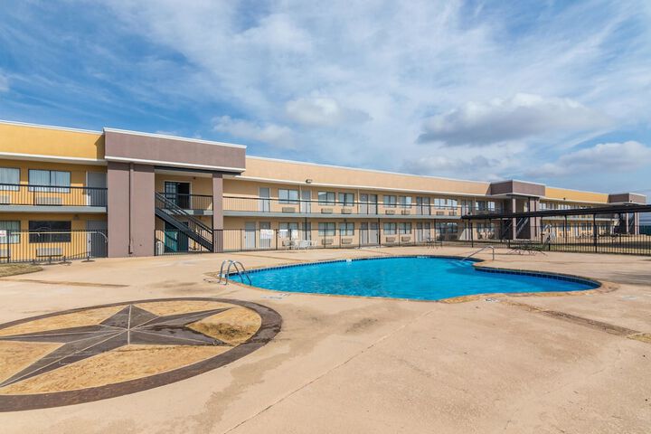 Pool 6 of 38