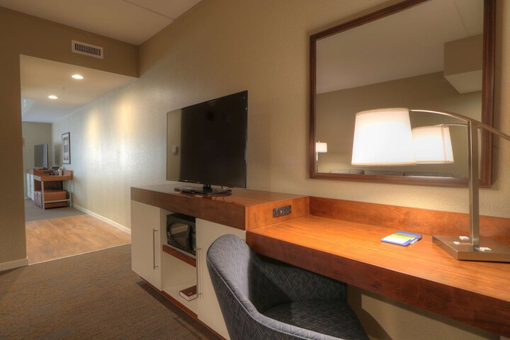 Room 27 of 50