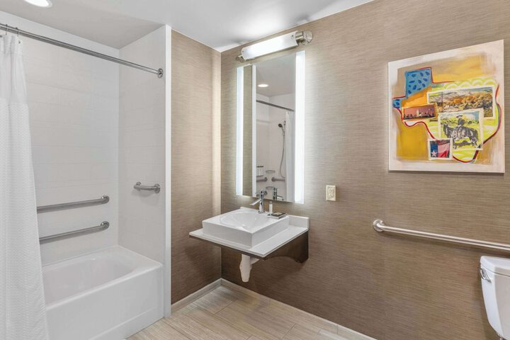 Cambria Hotel Plano Frisco