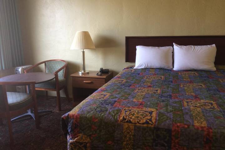 Room 22 of 30