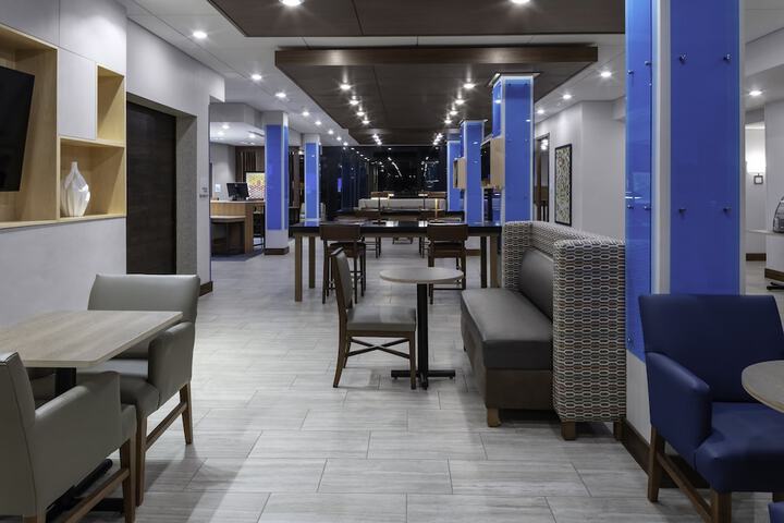Hotel 3 of 36