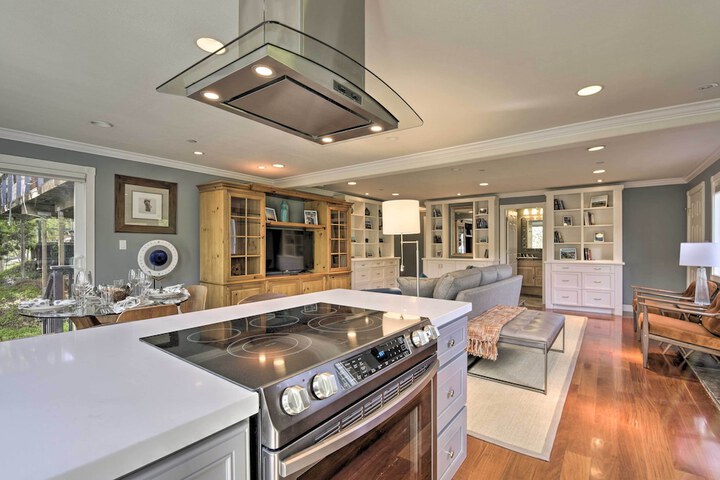 Designer Apartment 1 Mile to Downtown San Rafael