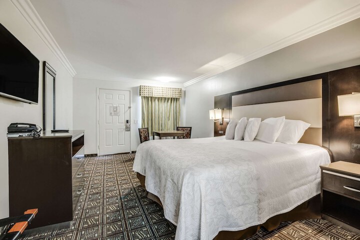 Rodeway Inn Old Town Temecula