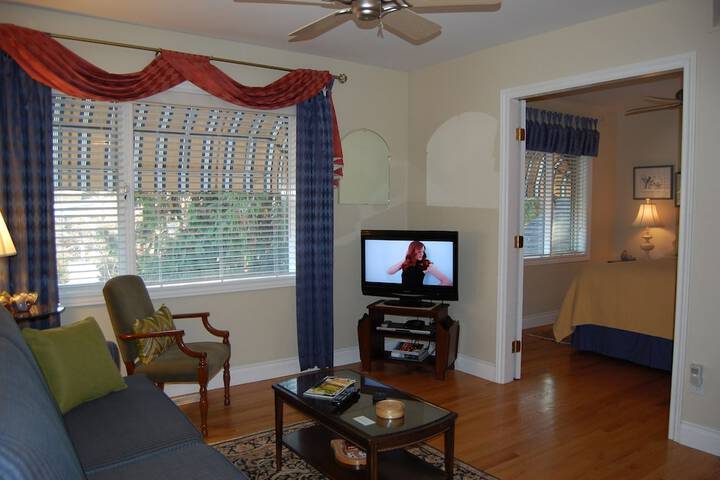 Room 15 of 33