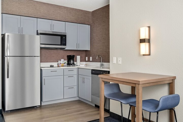 Residence Inn by Marriott Chicago Naperville / Warrenville