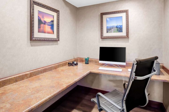 Quality Inn Port Angeles - near Olympic National Park