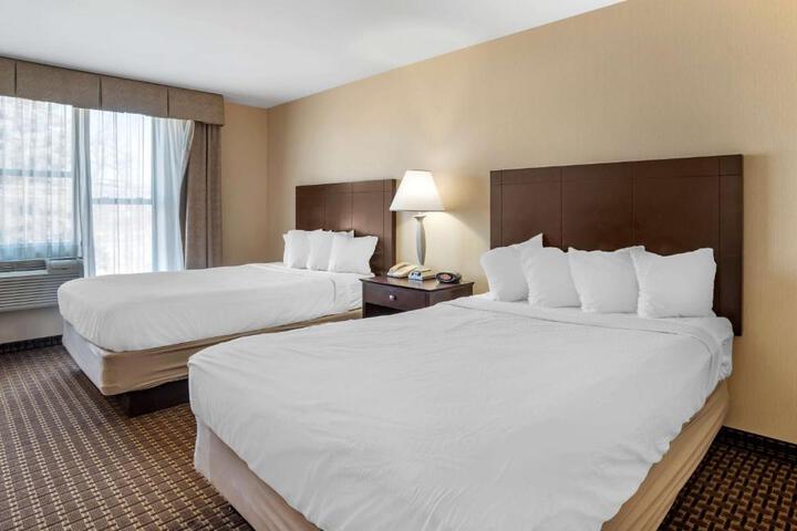 Best Western Plus Philadelphia Airport South at Widener University