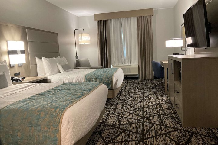 Room 16 of 24