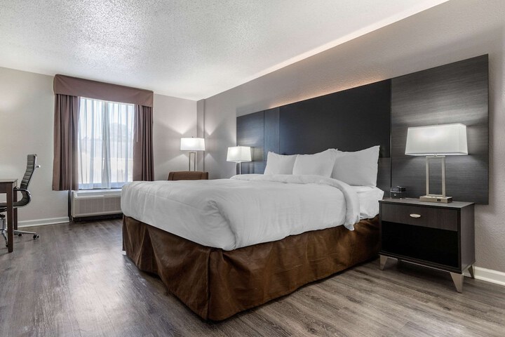 Room 20 of 44