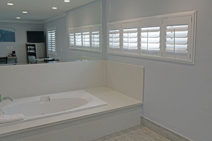 Hot Tub 36 of 39