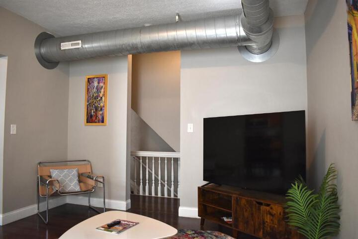 Urban Oasis 4BR Industrial Apartment