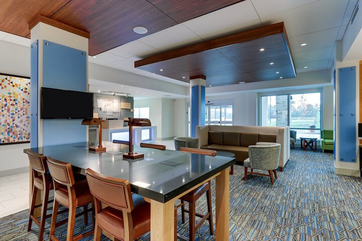 Hotel 5 of 80