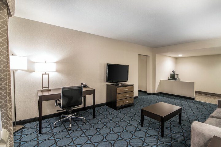 Elevate Hotel at Sierra Blanca