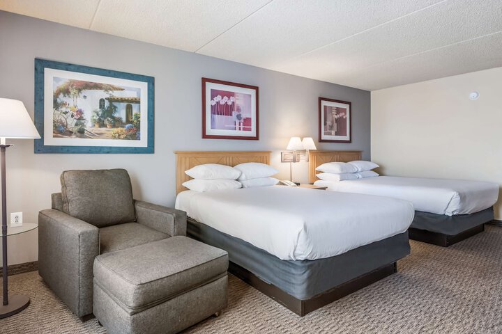 Room 16 of 38