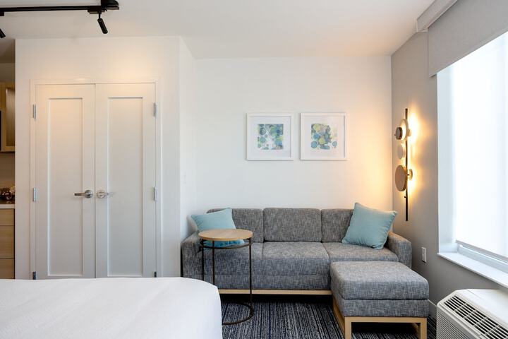 Room 26 of 45